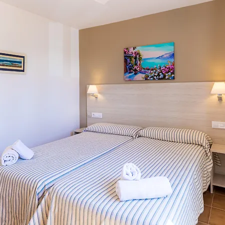 Arenal Playa Menorca Szálloda 2*