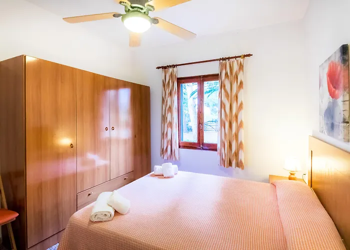 Arenal Playa Menorca Otel 2*